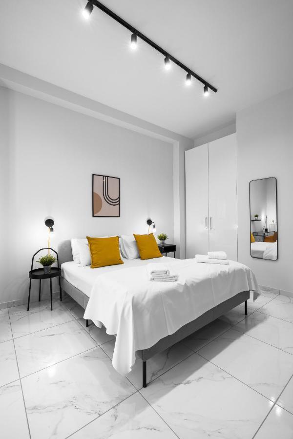 Breez Apartments, The Luxury Suites เทสซาโลนิกิ ภายนอก รูปภาพ