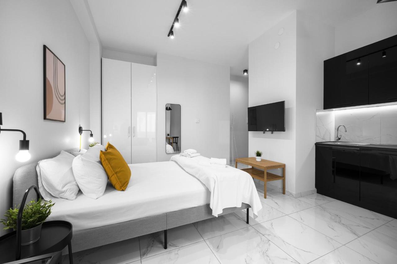Breez Apartments, The Luxury Suites เทสซาโลนิกิ ภายนอก รูปภาพ