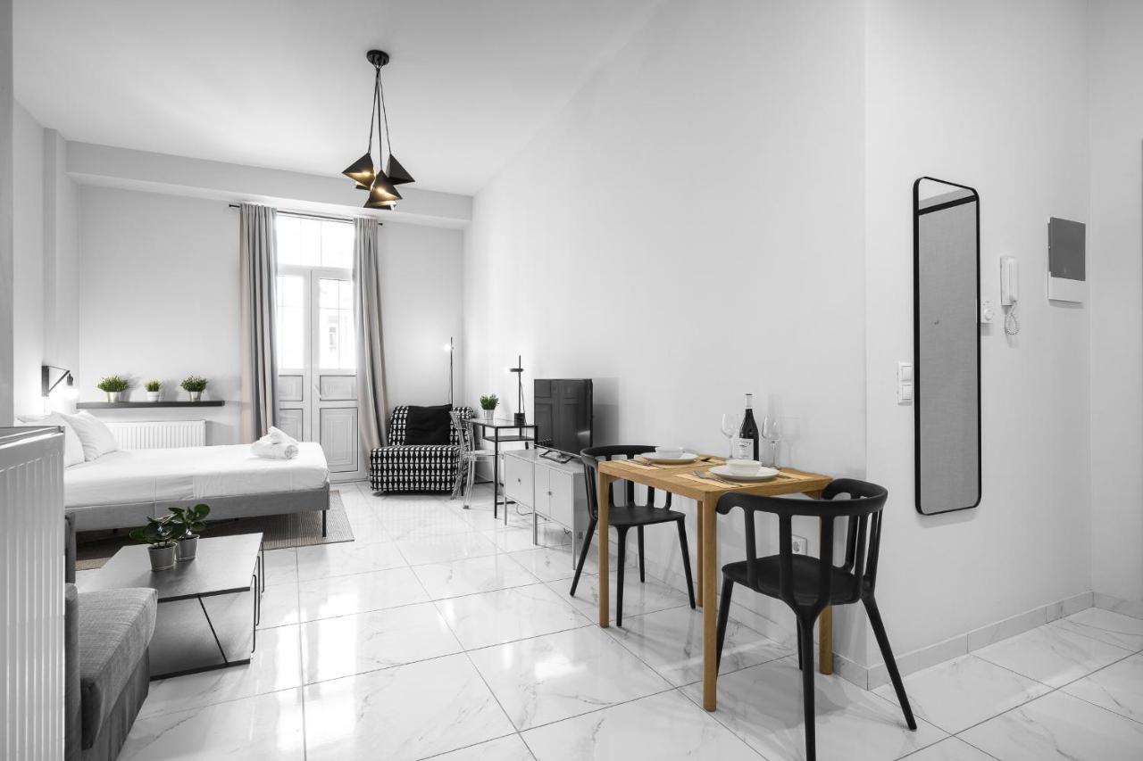 Breez Apartments, The Luxury Suites เทสซาโลนิกิ ภายนอก รูปภาพ